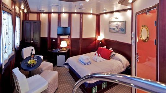 Running on Waves - Cabins