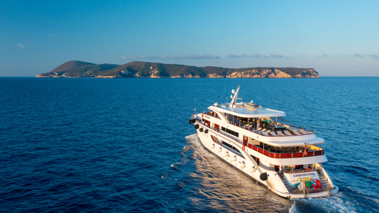 Ambassador - Exterior