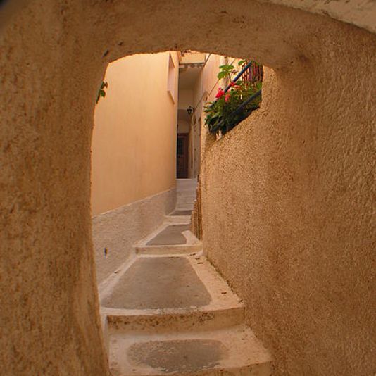 Poros town